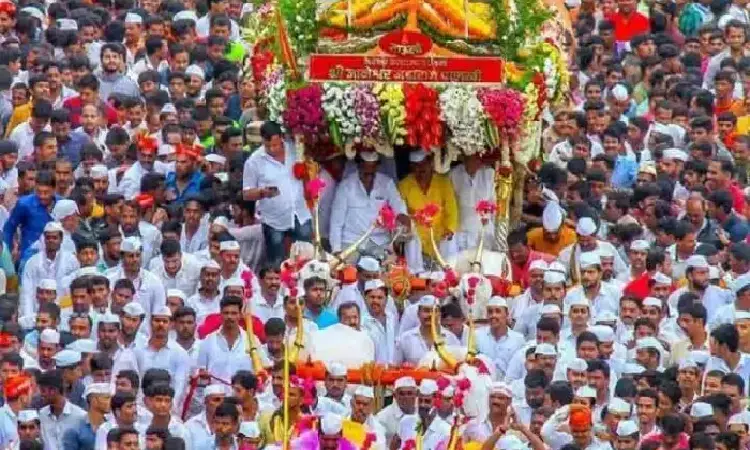 Maharashtra Gov Schemes: आषाढी एकादशीची वारकऱ्यांसाठी भेट, मिळणार पेन्शन, महाराष्ट्र शासनाची नवी योजना जाहीर 2 Maharashtra Gov Schemes