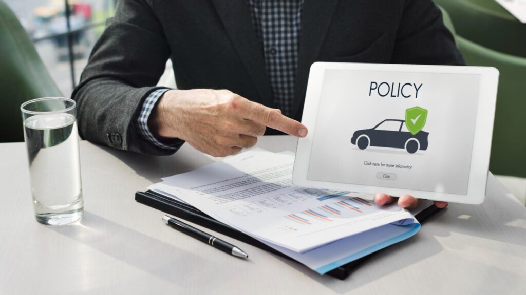 Vehicle Insurance Policy: जाणून घ्या, आपल्या वाहनांची विमा पॉलिसी खरी आहे कि खोटी, कशी ओळखायची? 2 Vehicle Insurance Policy