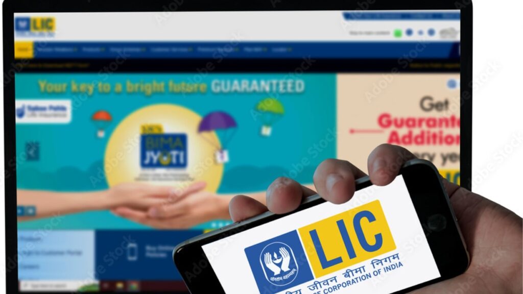 LIC Unclaimed Policy Amount: LIC कडे आहे 880 कोटी रुपयांची अनक्लेम्ड पॉलिसी रक्कम; जाणून घ्या, तुमची पॉलिसी त्यात आहे का? त्वरित क्लेम करा! 2 LIC Unclaimed Policy Amount