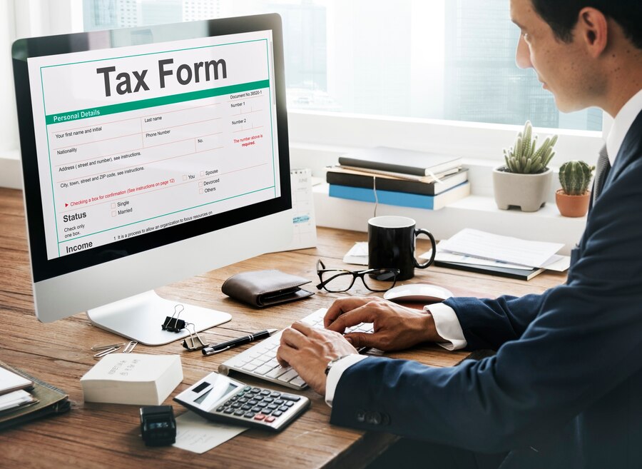 What Is Form 16: आयटीआर भरण्यासाठी सॅलरीड कर्मचार्यांसाठी फॉर्म नंबर सोळा आवश्यक आहे? जाणून घ्या महत्त्व! 2 What Is Form 16
