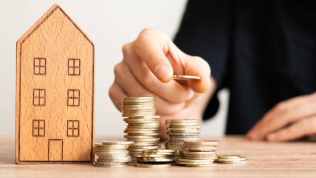 Cash at Home Regulations: जाणून घ्या; आयकर कायद्यानुसार आपल्या घरी किती रोख रक्कम ठेवता येते? 2 Cash at Home Regulations