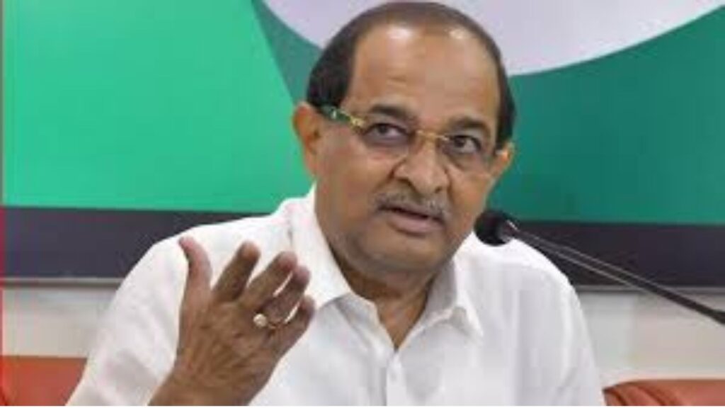 One Rupee Crop Insurance: एक रुपयांत पीक विमा योजना बंद होणार नाही; महाराष्ट्र सरकारने शेतकऱ्यांना दिला विश्वास. 2 One Rupee Crop Insurance