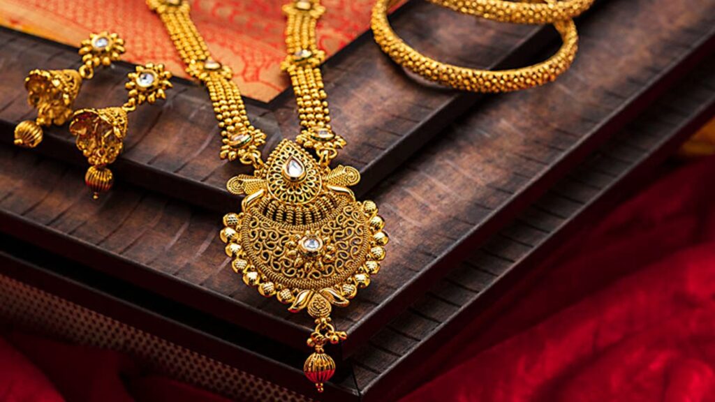 Gold Prices India Today: सोन्याच्या किमतींचा वाढता आलेख: 24 कॅरेटचा दर जानुन घ्या; गुंतवणूक करण्याची ही योग्य वेळ आहे का? 3 Gold Prices India Today