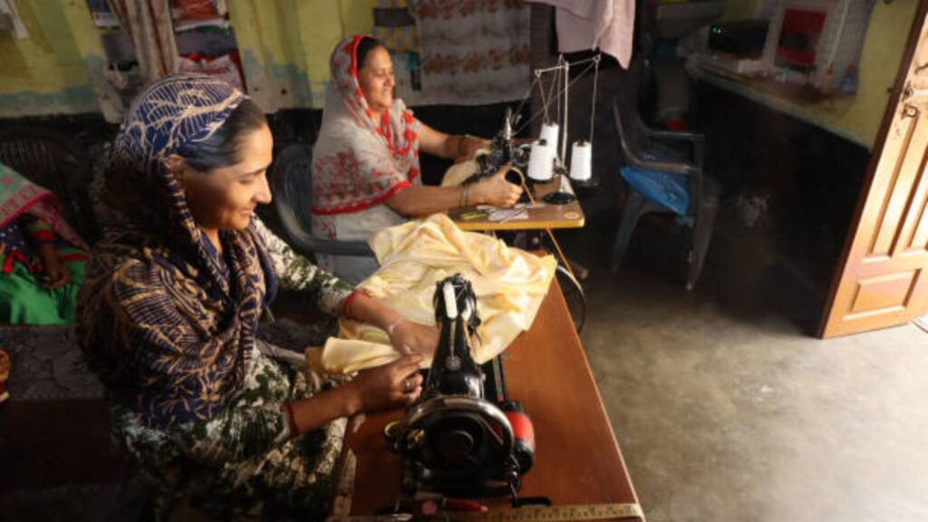 Ladki Bahin Yojana: एप्रिल महिन्याच्या हप्त्याची तारीख जाहीर, 30 तारखेला लाडक्या बहिणींच्या खात्यावर पैसे जमा होणार! 3 Ladki Bahin Yojana