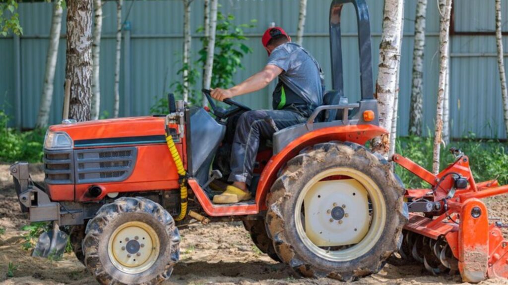 MahaDBT tractor subsidy: कृषी यांत्रिकीकरण योजनेतून ट्रॅक्टर खरेदीसाठी शेतकऱ्यांना मोठं अनुदान; पहा संपूर्ण माहिती. 2 Add a heading 18