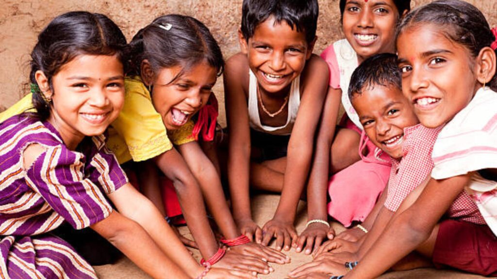 Post office child insurance scheme: आपल्या मुलांसाठी पोस्ट ऑफिसची इन्शुरन्स योजना! हमखास सुरक्षितता आणि योग्य रिटर्नसह खुप सारे फायदे, जाणून घ्या. 4 Post office child insurance scheme