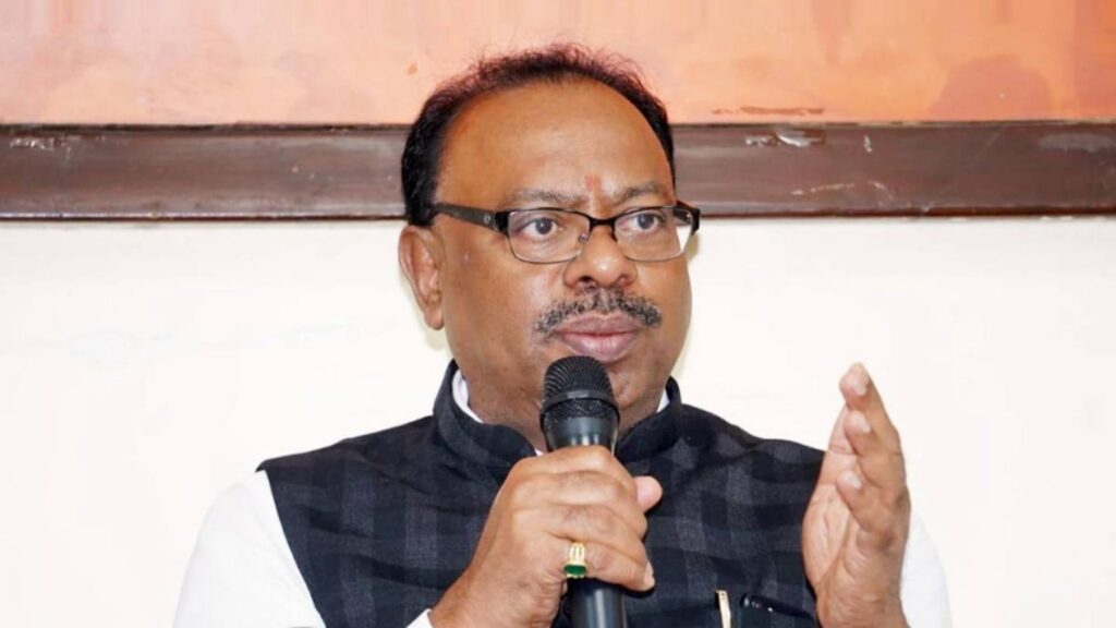 Tukde Bandi Kayda: शेतकऱ्यांसाठी दिलासादायक निर्णय! तुकडेबंदी कायदा अखेर रद्द; मा. मंत्री बावनकुळेंची विधानसभेत घोषणा. 2 Tukde Bandi Kayda