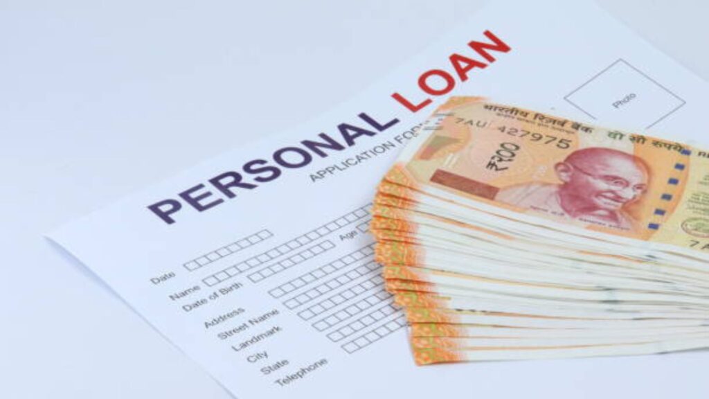 Quick Easy Personal Loans: आता फक्त आधार कार्डवर सुद्धा मिळणार त्वरित वैयक्तिक कर्ज, जाणून घ्या संपूर्ण प्रक्रिया. 2 Quick Easy Personal Loans
