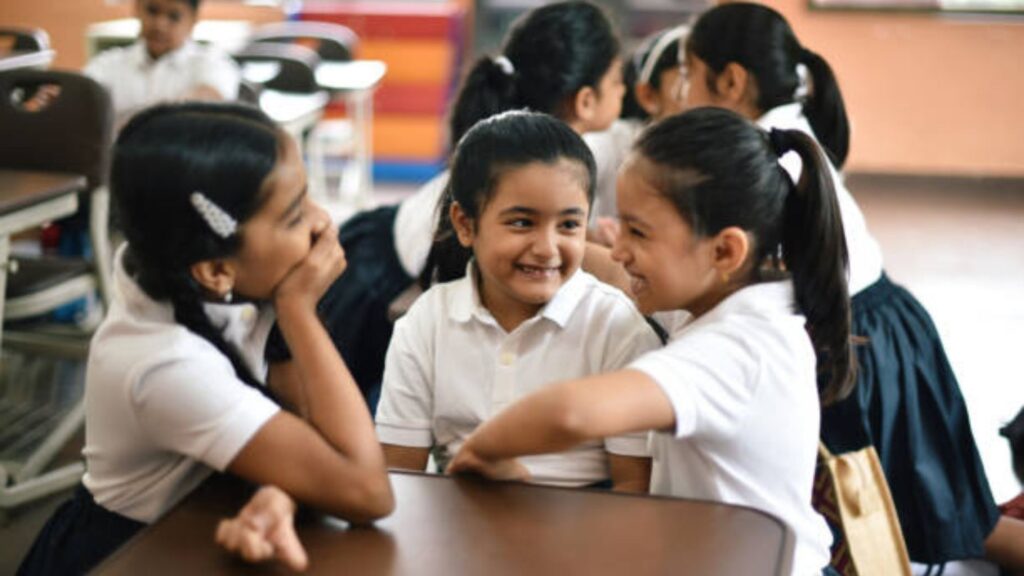 Sukanya Samriddhi Yojana Rules: सुकन्या समृद्धी योजनेमध्ये केंद्र सरकारचे मोठे बदल; पालकांनी अवश्य वाचा! 2 Sukanya Samriddhi Yojana Rules