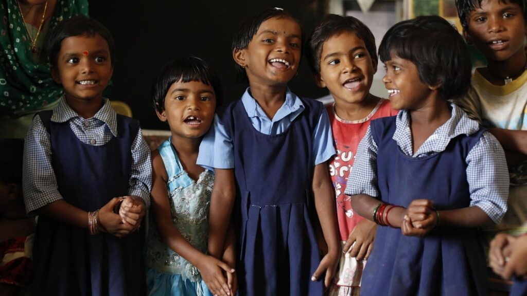 Sukanya Samriddhi Yojana Rules: सुकन्या समृद्धी योजनेमध्ये केंद्र सरकारचे मोठे बदल; पालकांनी अवश्य वाचा! 3 Sukanya Samriddhi Yojana Rules