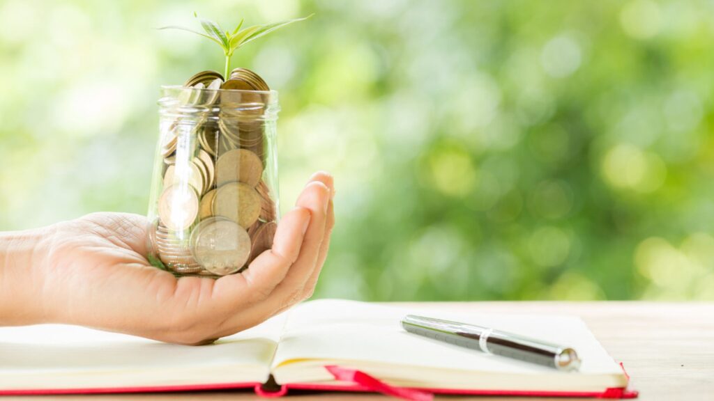 LIC Smart Pension Plan benefits: निवृत्तीनंतर खात्रीशीर उत्पन्नाची सोय, ₹10 लाख गुंतवणुकीवर दरवर्षी मिळवा ₹85,000 पर्यंत पेन्शन. जाणून घ्या सर्व माहिती. 3 LIC Smart Pension Plan benefits