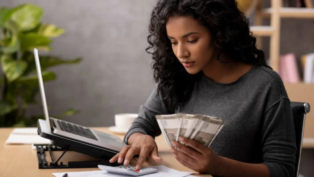 Post Office Scheme for Women: पत्नीच्या नावाने 1 लाख रुपये FD ठेवल्यास 2 वर्षांत किती परतावा मिळेल? 2 Post Office Scheme for Women