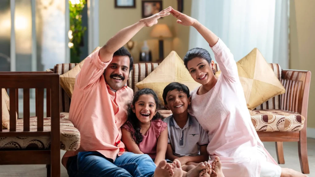 LICs Protection Plus Plan: गुंतवणुकीच्या जगात 'हा' गेमचेंजर ठरेल? बचतीपासून जीवन-सुरक्षेपर्यंत सर्व काही एका ठिकाणी; जाणून घ्या पूर्ण माहिती. 4 LICs Protection Plus Plan